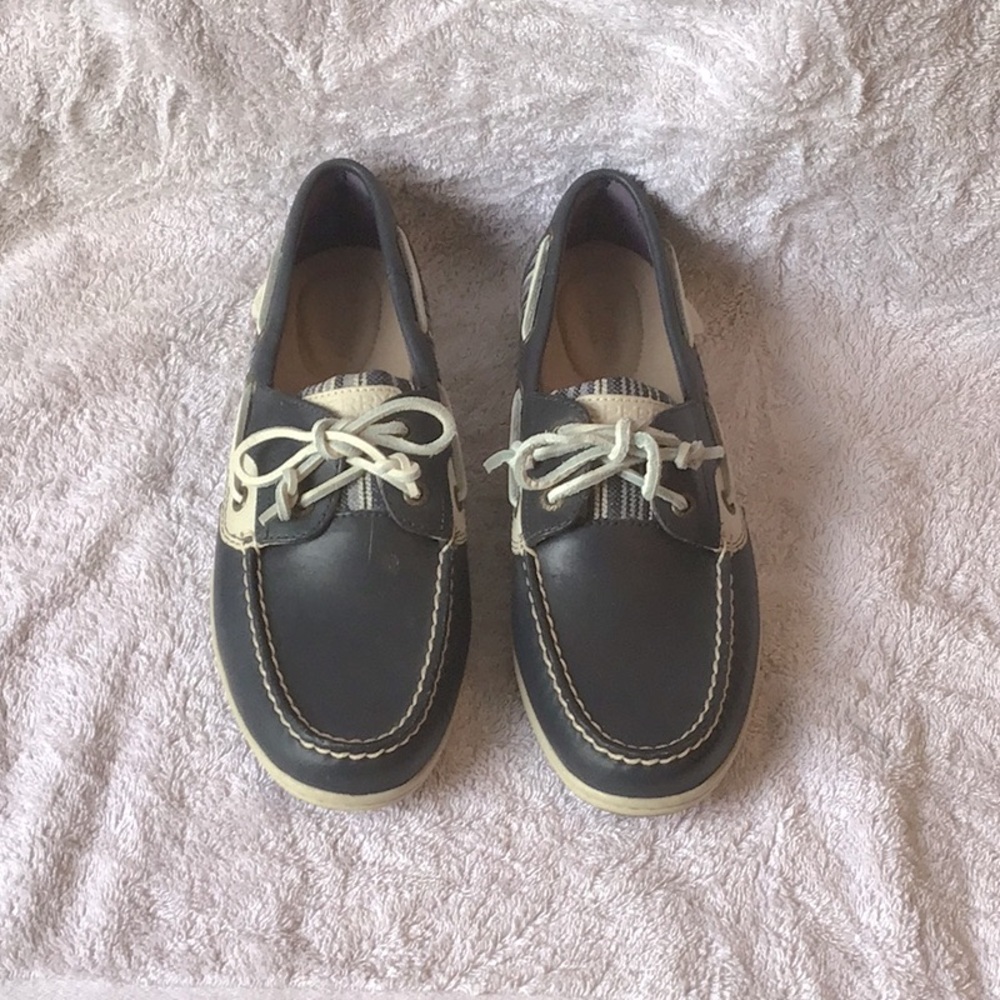Sperry Top-Sider navy & white boat shoes Size 8.5
